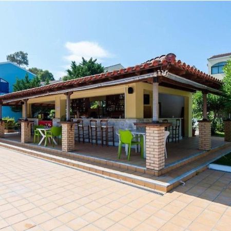 Govino Bay Luxury Beach Loft Apartment Danilia Exterior foto